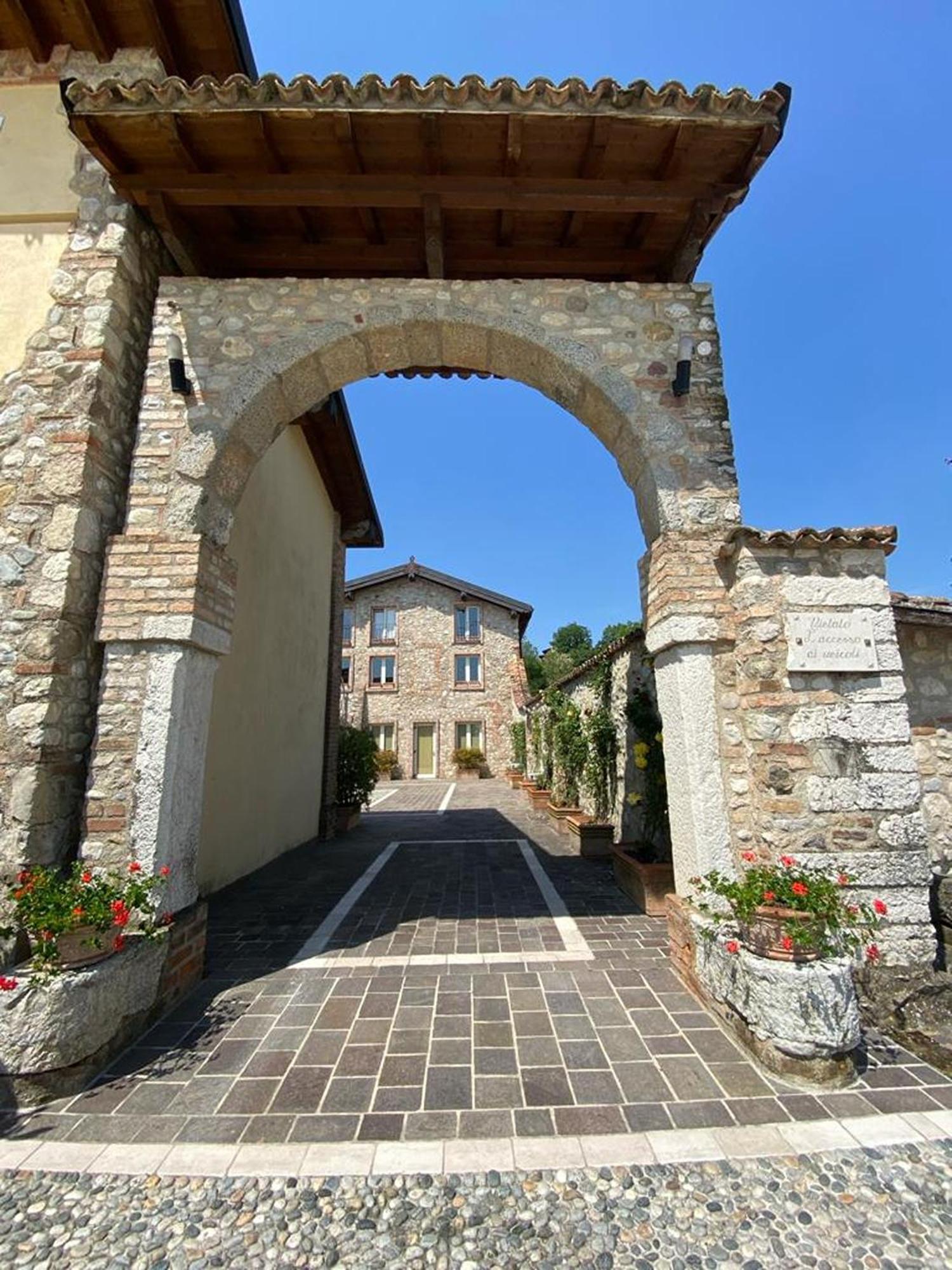 Garda Paradise Country House Lonato Εξωτερικό φωτογραφία